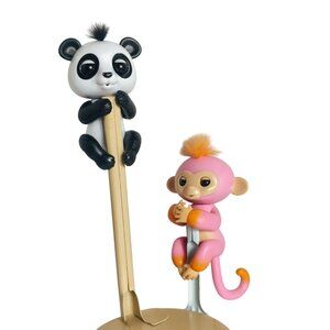 WowWee Fingerlings Panda Monkey Pink Interactive Electronic Glitter Toy Works!